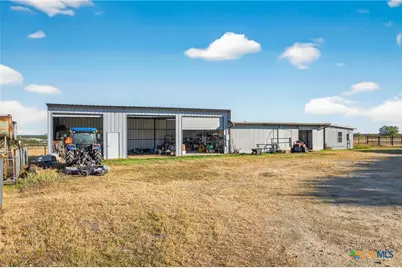 672 County Road 447, Waelder, TX 78959 - Photo 42