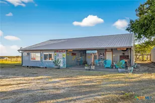 672 Co Rd 447, Waelder, TX 78959 - Photo 26