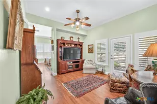 672 Co Rd 447, Waelder, TX 78959 - Photo 14