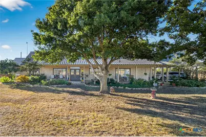 672 County Road 447, Waelder, TX 78959 - Photo 2