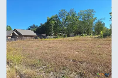 921 Country Club Drive, Seguin, TX 78155 - Photo 4