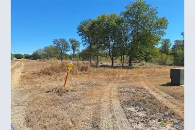 921 Country Club Drive, Seguin, TX 78155 - Photo 6