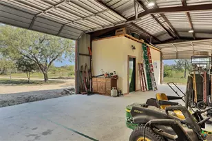 475 Jackson Rd, Kingsbury, TX 78638 - Photo 44