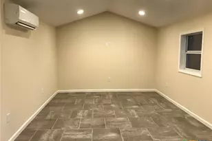 969 N Liberty Ave, New Braunfels, TX 78130 - Photo 12