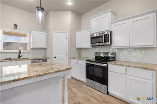2540 Cowgirl Trl, Belton, TX 76513 - Photo 12