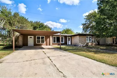 121 Hillcrest Drive, Luling, TX 78648 - Photo 2