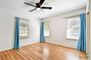 121 Hillcrest Dr, Luling, TX 78648 - Photo 20