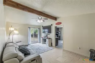 211 W Robin Ln, Harker Heights, TX 76548 - Photo 4