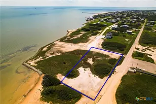 17 Bahia Vista Ct, Port O'Connor, TX 77982 - Photo 1