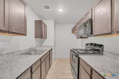 127 Cameron Drive, Copperas Cove, TX 76522 - Photo 10