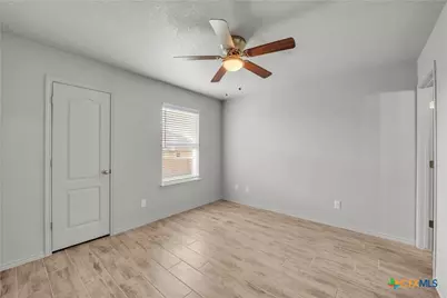 127 Cameron Drive, Copperas Cove, TX 76522 - Photo 16