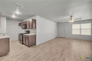 127 Cameron Dr, Copperas Cove, TX 76522 - Photo 8