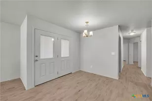 127 Cameron Dr, Copperas Cove, TX 76522 - Photo 6