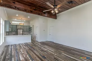 413 S Lutterloh Ave, Gatesville, TX 76528 - Photo 4