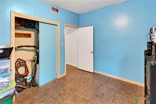 711 Hybiscus Ln, Victoria, TX 77904 - Photo 32