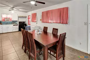 711 Hybiscus Ln, Victoria, TX 77904 - Photo 18