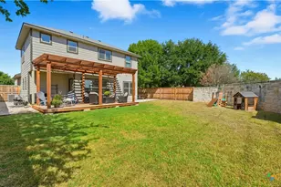 384 Copper Wood Dr, New Braunfels, TX 78130 - Photo 36