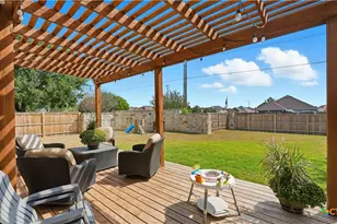 384 Copper Wood Dr, New Braunfels, TX 78130 - Photo 28