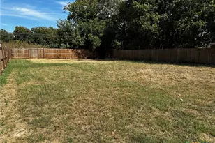 801 E Avenue G, Killeen, TX 76541 - Photo 16