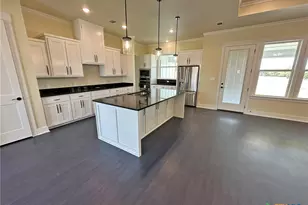 1109 Holden Loop, Copperas Cove, TX 76522 - Photo 4