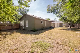 1110 Buena Vista Ave, Victoria, TX 77901 - Photo 24