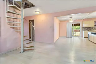 5115 Meadow Brook Ln, San Marcos, TX 78666 - Photo 8