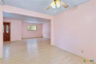 5115 Meadow Brook Ln, San Marcos, TX 78666 - Photo 10