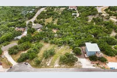 162 Falcon Court, Canyon Lake, TX 78133 - Photo 14