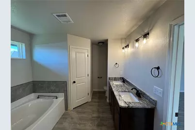 2546 Cowgirl Trail, Belton, TX 76513 - Photo 10