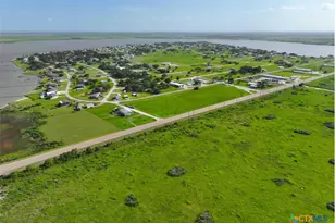 423 Calumet, Palacios, TX 77465 - Photo 22