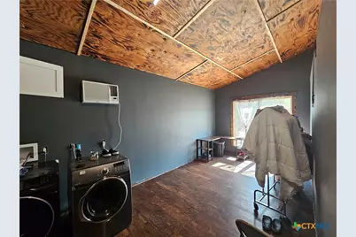 1423 Settlers Way, Seguin, TX 78155 - Photo 20