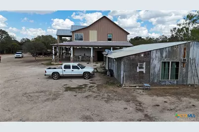 1423 Settlers Way, Seguin, TX 78155 - Photo 24