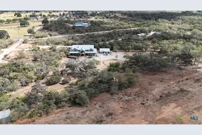 1423 Settlers Way, Seguin, TX 78155 - Photo 6