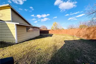 1902 Sherman Dr, Killeen, TX 76543 - Photo 36