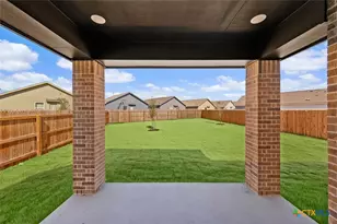 10054 Mitra Way, San Antonio, TX 78224 - Photo 20