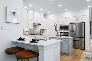 10054 Mitra Way, San Antonio, TX 78224 - Photo 2