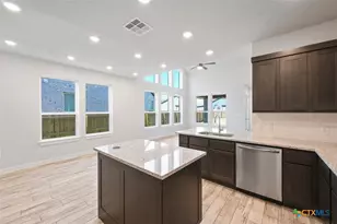 10054 Mitra Way, San Antonio, TX 78224 - Photo 6