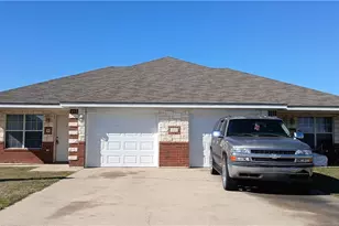 1505 Golden Eagle Ct, Killeen, TX 76549 - Photo 2