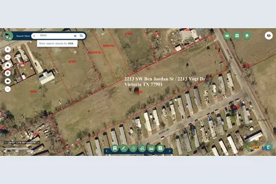 2213 SW Ben Jordan Street, Victoria, TX 77901 - Photo 2