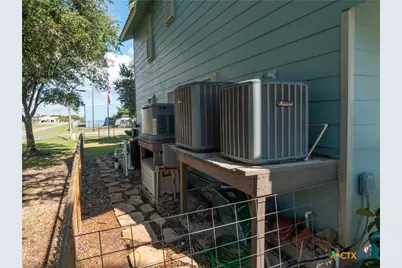 509 Monroe Avenue, Port O'Connor, TX 77982 - Photo 12