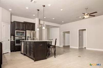 2016 Glen Hollow, Seguin, TX 78155 - Photo 6