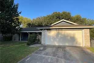109 Nantucket Ave, Victoria, TX 77904 - Photo 2