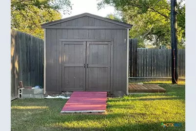 109 Nantucket Avenue, Victoria, TX 77904 - Photo 24