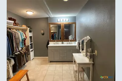 109 Nantucket Avenue, Victoria, TX 77904 - Photo 12