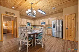 1554 Gruene Rd, New Braunfels, TX 78130 - Photo 8