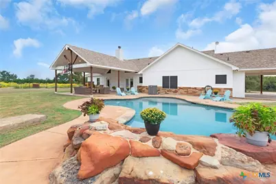 6757 County Road 3010, Lampasas, TX 76550 - Photo 8