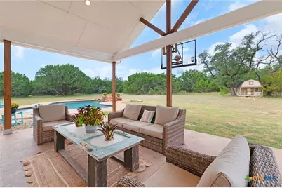 6757 County Road 3010, Lampasas, TX 76550 - Photo 38