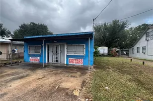 1513 E North St, Victoria, TX 77901 - Photo 1