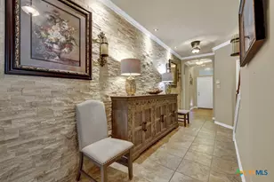 522 Pecos Cir, New Braunfels, TX 78130 - Photo 8