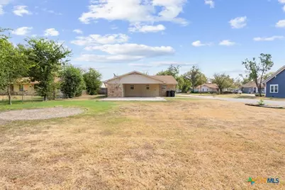 1018 S 11th Street, Temple, TX 76504 - Photo 26